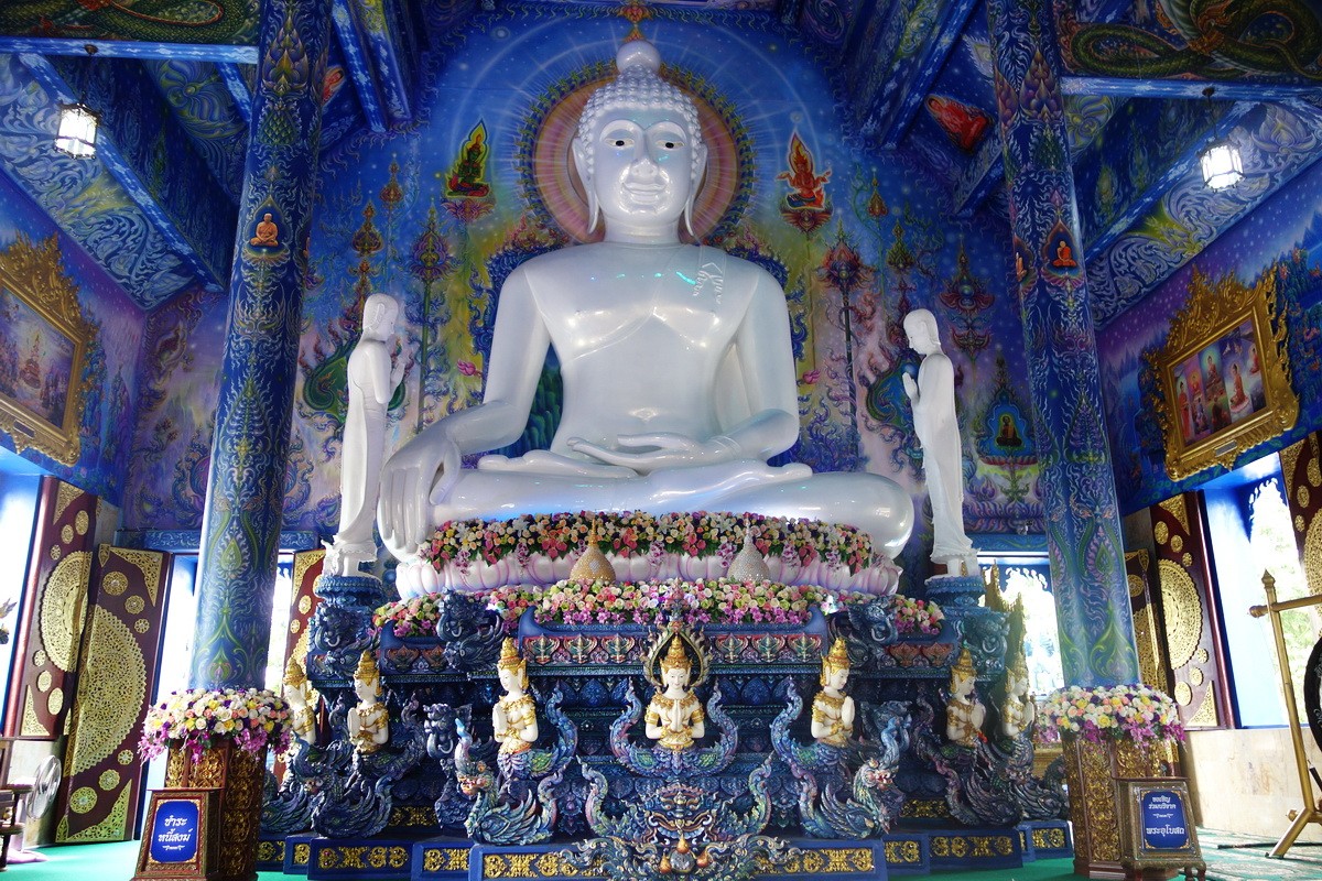 Chùa Wat Rong Suea Ten