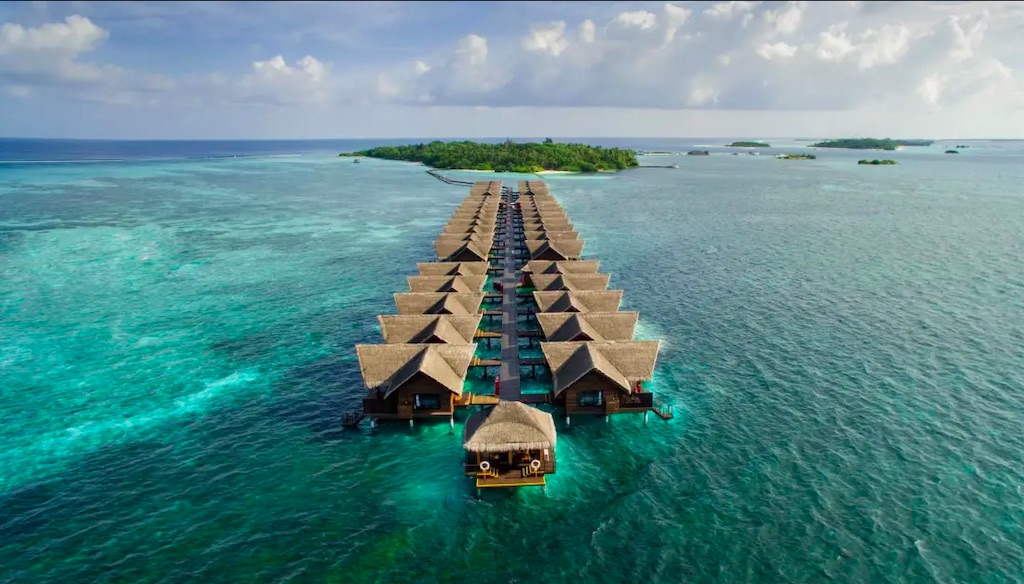 Tận hưởng kỳ nghỉ Maldives xinh đẹp với combo Maldives - Lưu trú khách sạn Adaaran Select Hudhuranfushi 4*