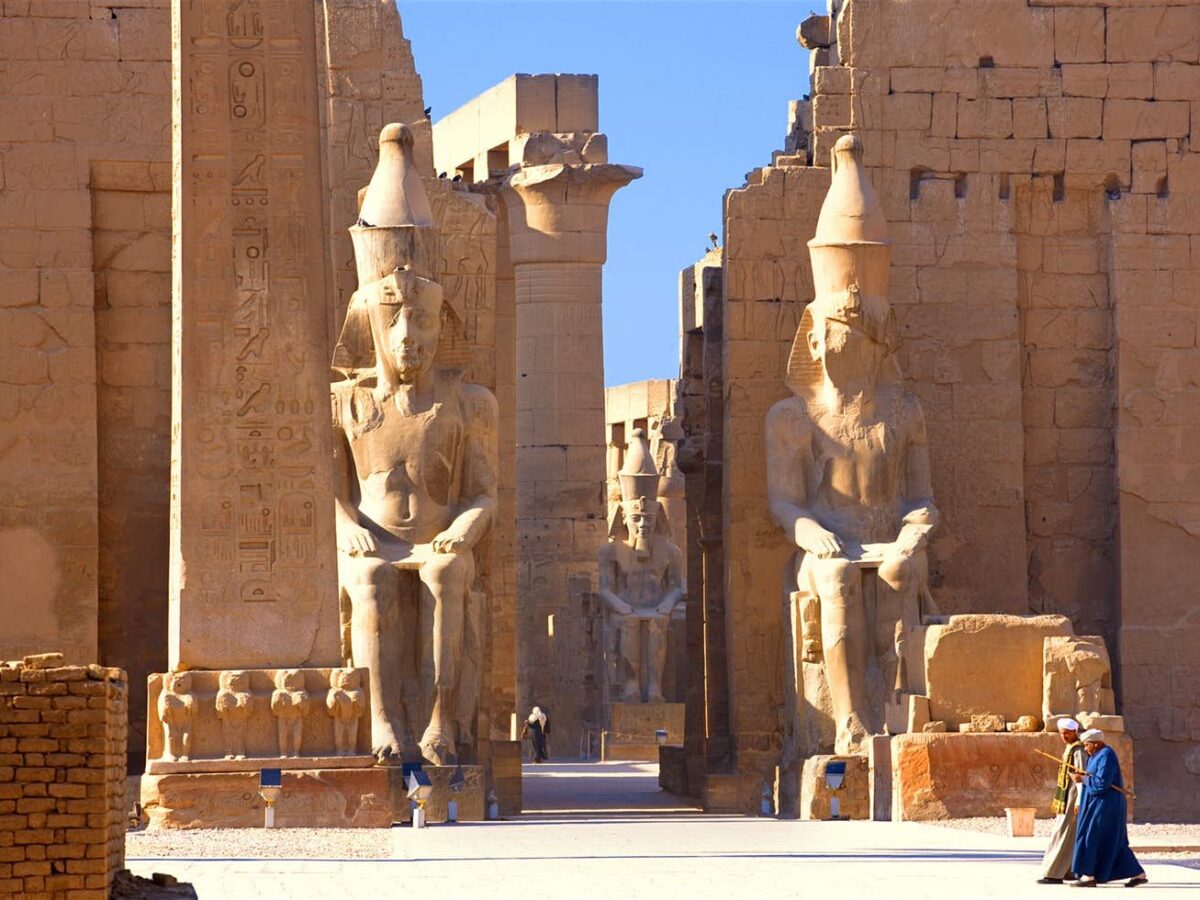 Du lịch Ai Cập khám phá báu vật kiến trúc cổ đại