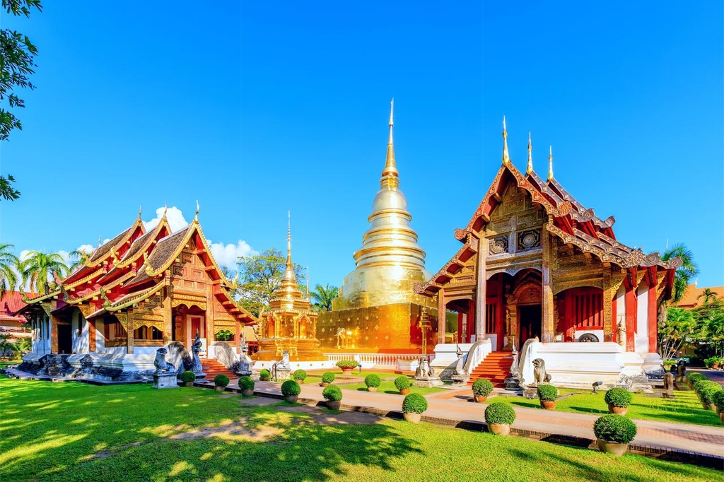 6. Chùa Wat Phra Singh