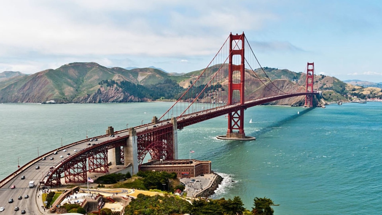 16. Cầu Cổng Vàng – The Golden Gate
