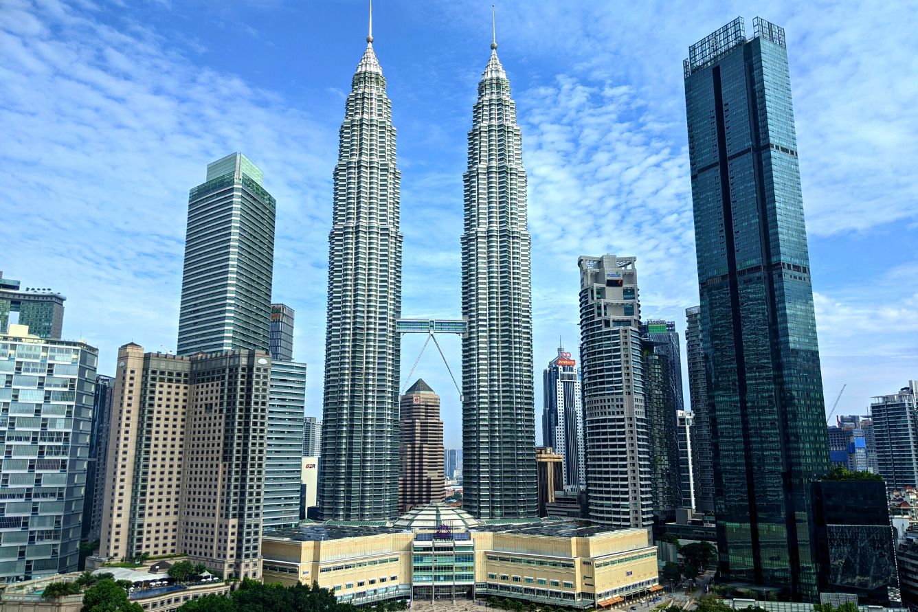Top điểm đến hấn dẫn khi du lịch Singapore Indonesia Malaysia Đông 2022