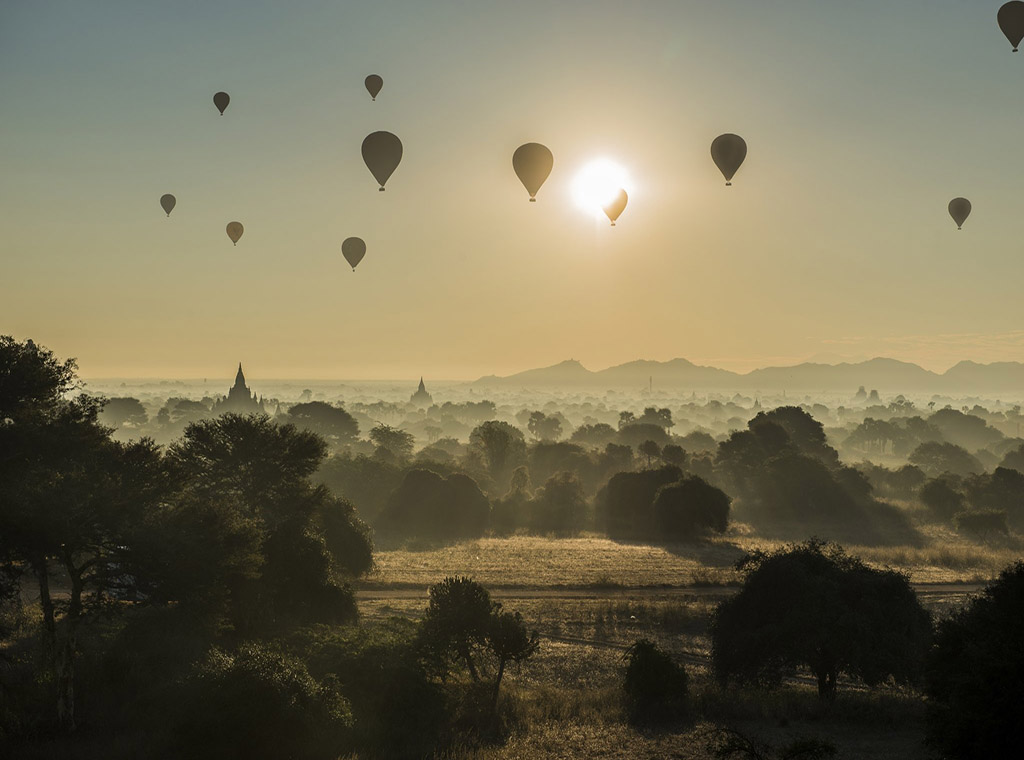 "Đi theo ánh mặt trời" ở Bagan