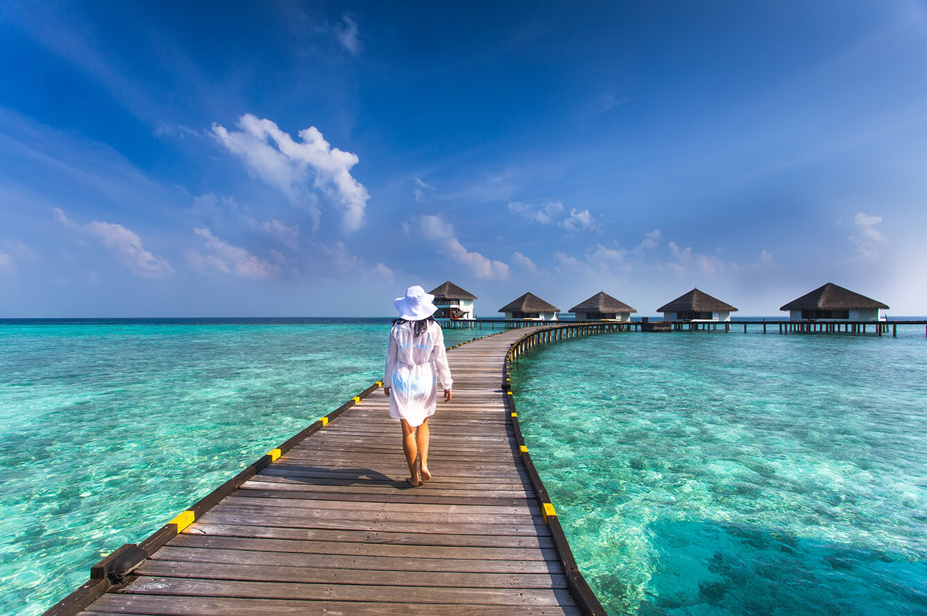 Maldives - 'Chỉ cách thiên đường một bước chân'