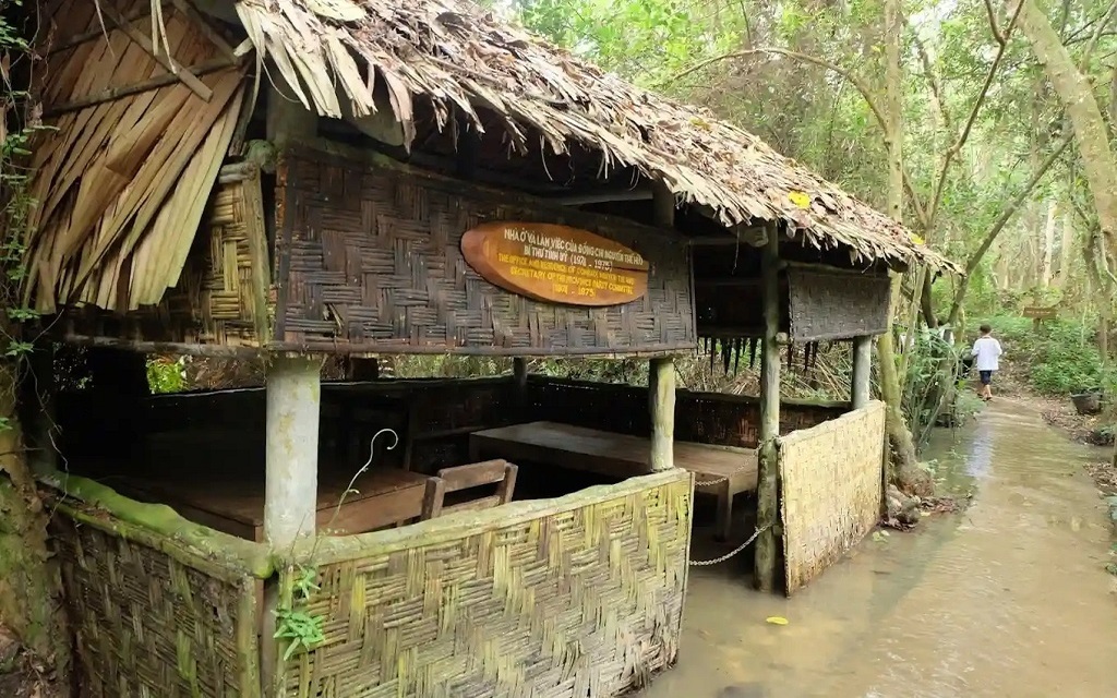 Khu di tích sinh thái Xẻo Quýt