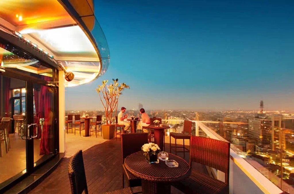 Không gian lãng mạn của The Rooftop Hà Nội