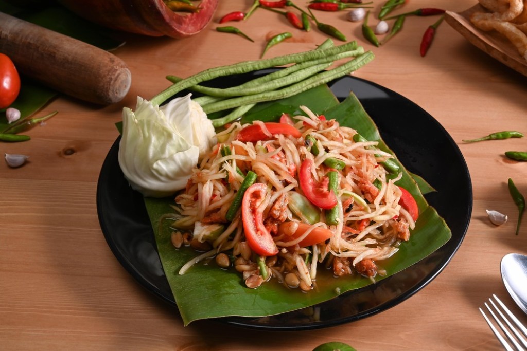 Gỏi đu đủ cay (Som Tam)