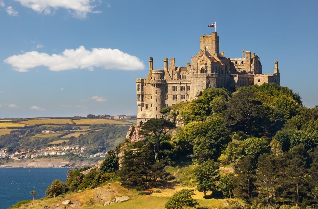 Lâu đài St Michael's Mount trên đảo đá tại Cornwall