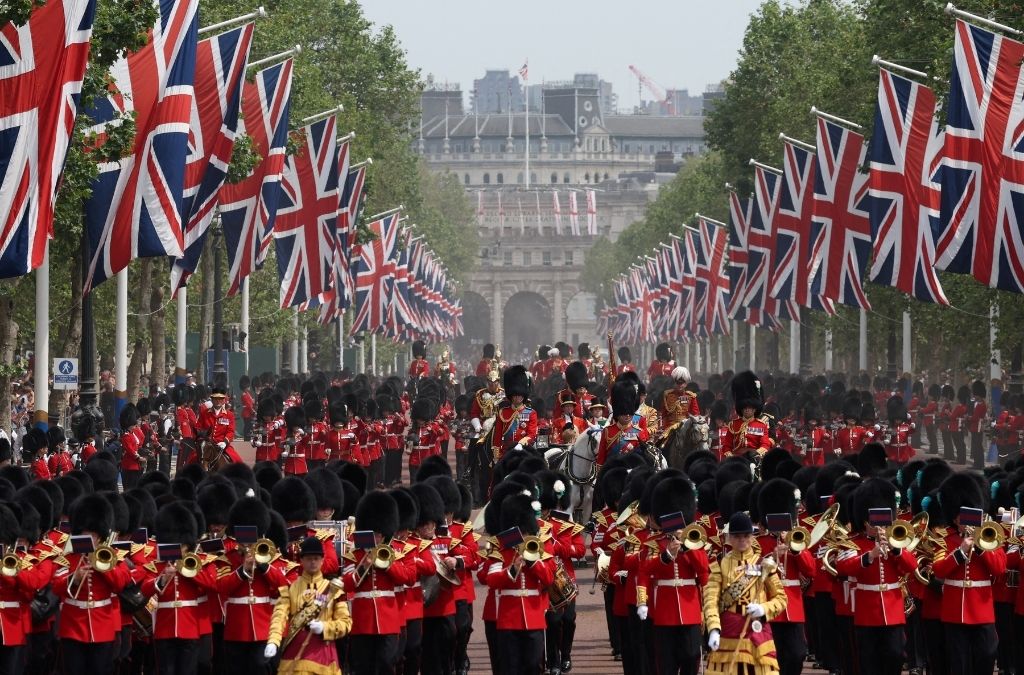 Đoàn quân nhạc Hoàng gia trong lễ Trooping the Colour