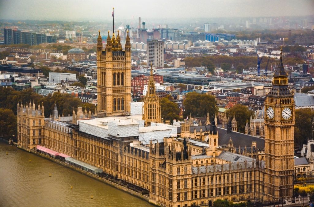 Big Ben và Điện Westminster nhìn từ trên cao