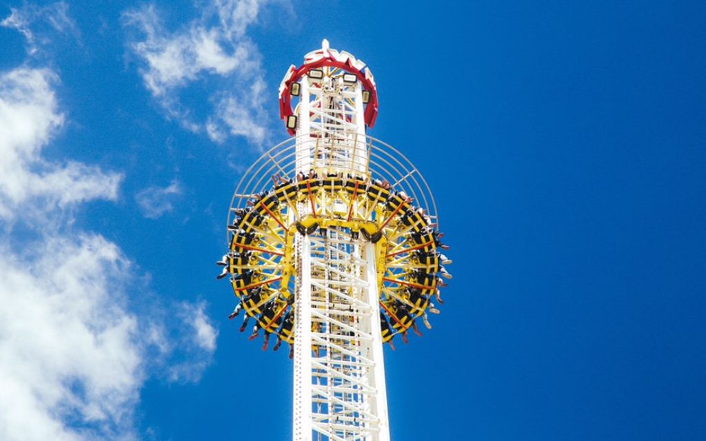 Tháp rơi tự do Drop-and-Twist Tower