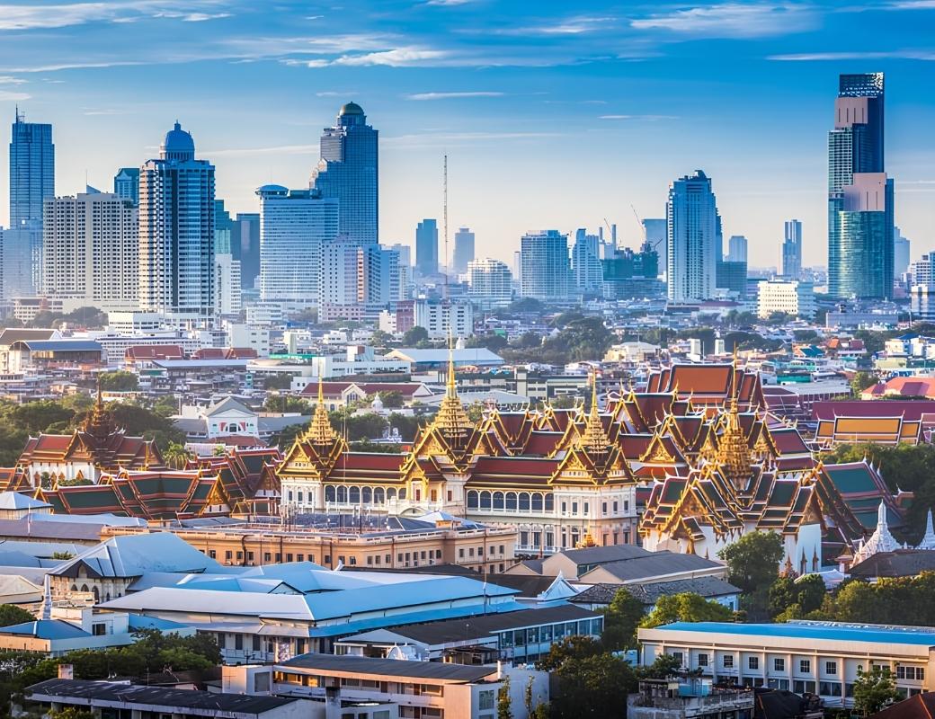 Toàn cảnh thành phố Bangkok với các tòa nhà cao tầng.