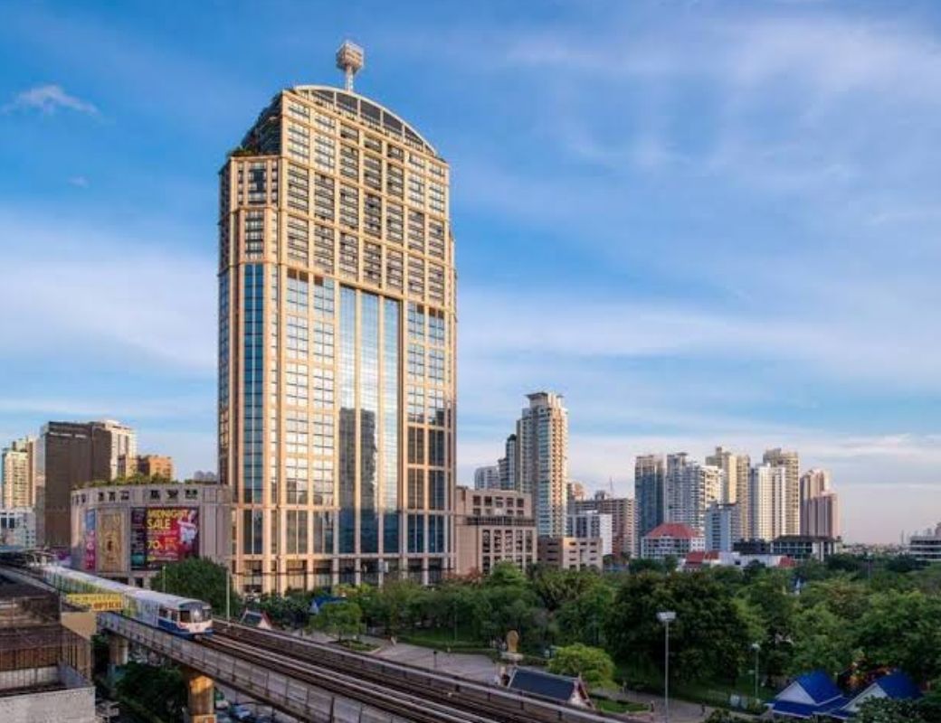 Khách sạn hiện đại tại khu Sukhumvit ở Bangkok.