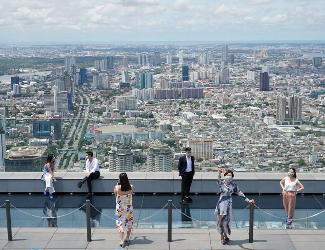 Tòa nhà Mahanakhon SkyWalk với kiến trúc độc đáo.