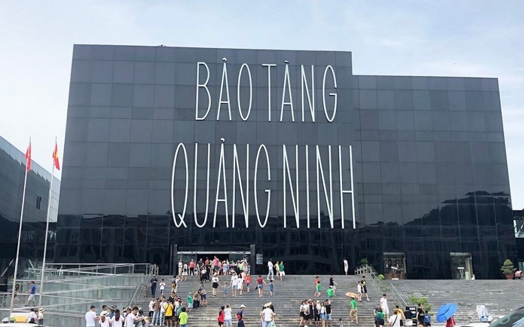 Lịch trình tham quan Bảo tàng Quảng Ninh và khu vực lân cận
