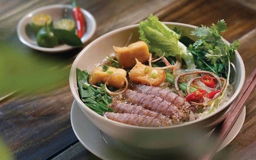 Tô bún bề bề đặc sản Hạ Long