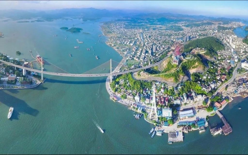 Khách sạn và khu lưu trú gần Bảo tàng Quảng Ninh tại Hòn Gai
