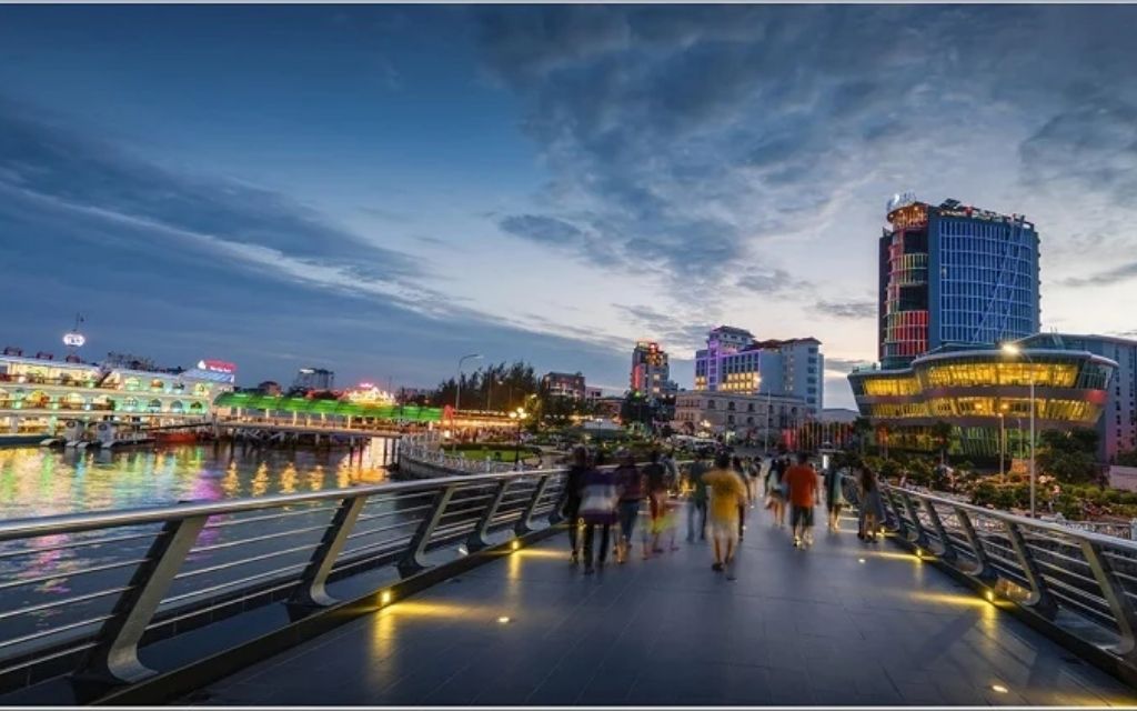 Cầu đi bộ Cần Thơ