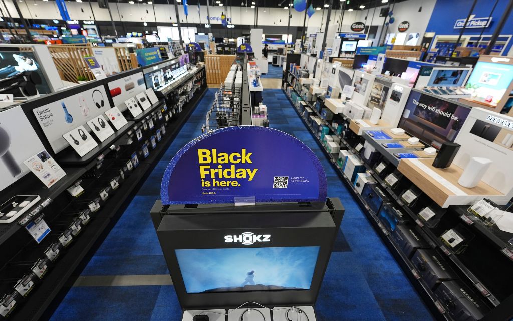 Đồ điện tử và công nghệ mùa Black Friday 