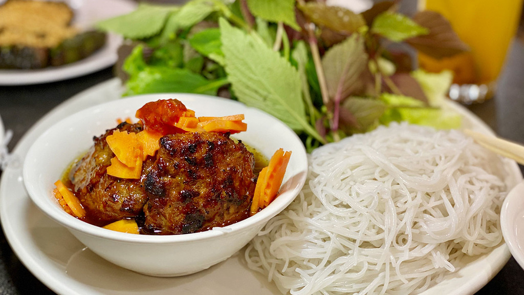 Quán Bún Chả Hà Nội Siêu Ngon với thành phẩm siêu hấp dẫn