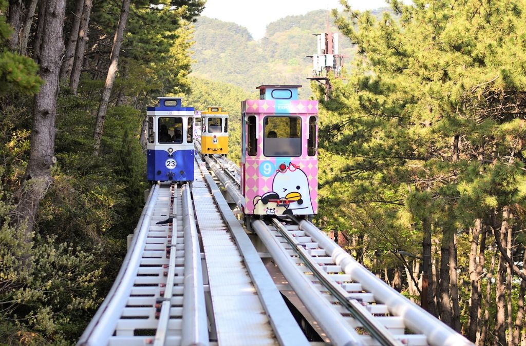 Tàu Beach Train tại Haeundae Blueline Park