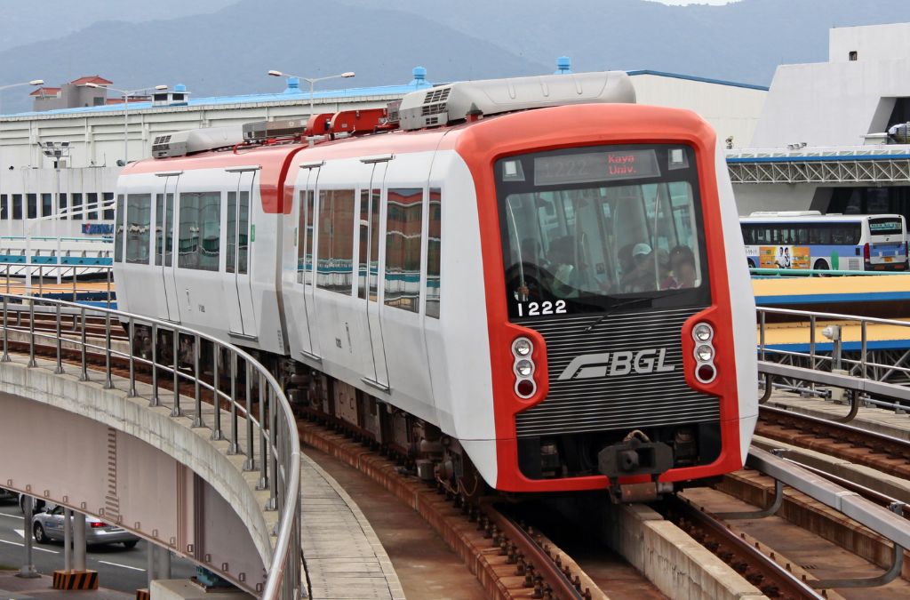 Tàu điện nhẹ Busan-Gimhae tại Busan