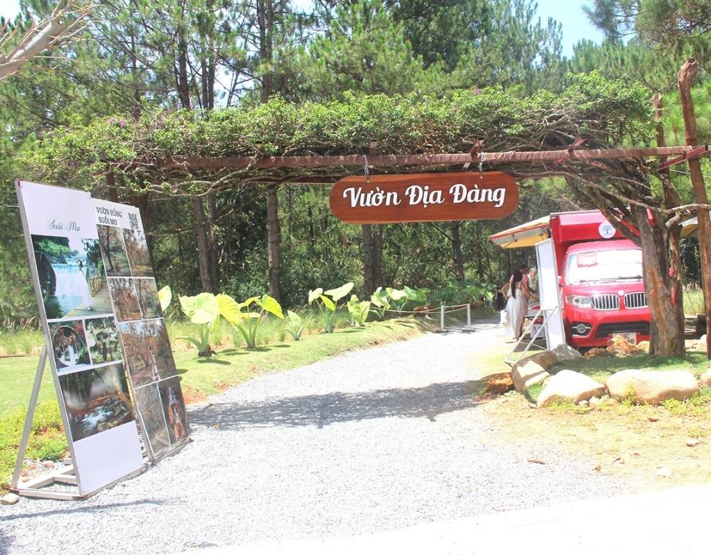 Các phương tiện phổ biến đến cafe Vườn Địa Đàng.