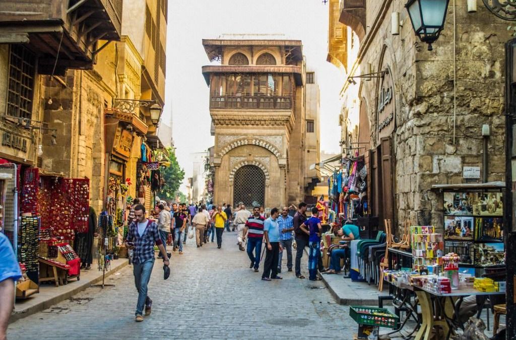 trải nghiệm dạo quanh phố cổ Al-Muizz