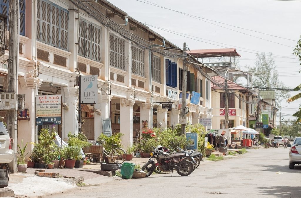 Dãy nhà cổ trên một tuyến phố tại Kampot