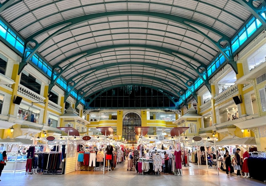 Old Siam Plaza