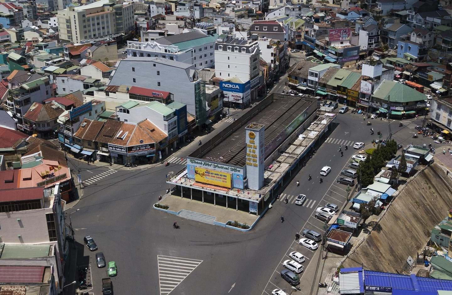 Khu Hòa Bình tập trung nhiều cửa hàng 