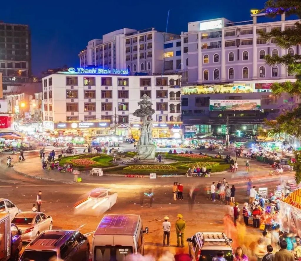 Vị trí chợ đêm Đà Lạt tại khu Hòa Bình