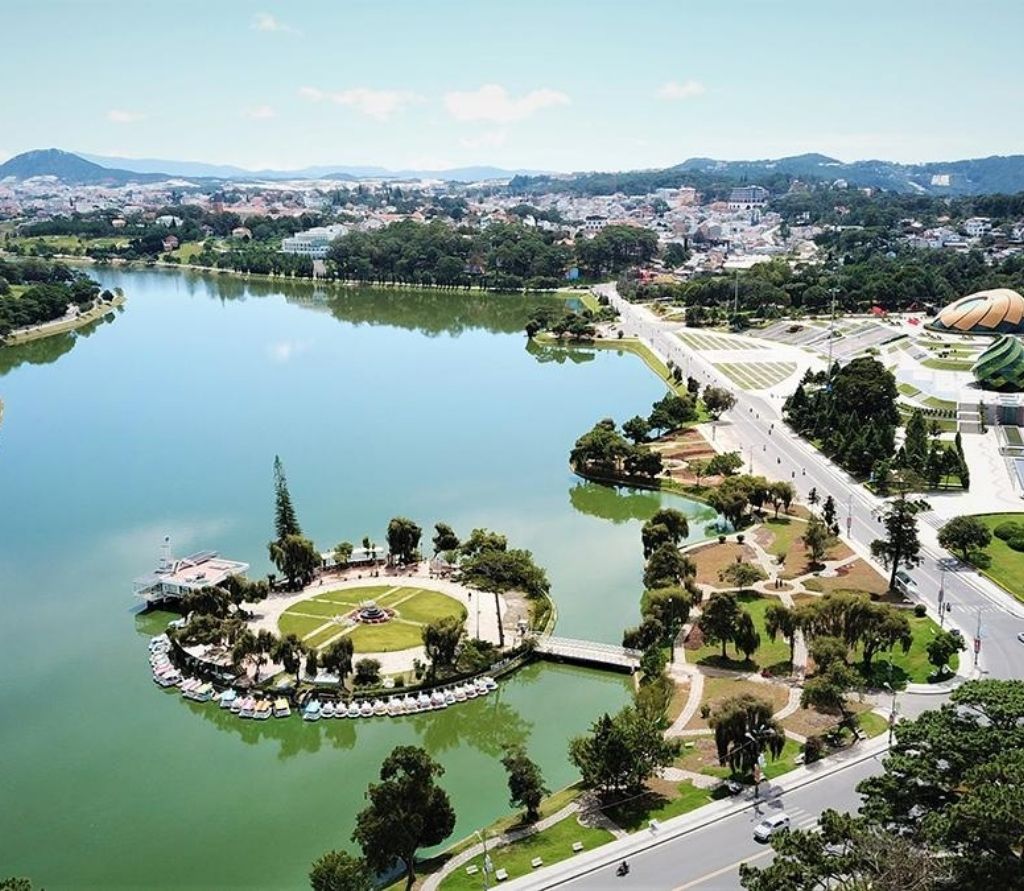 Hồ Xuân Hương Đà Lạt
