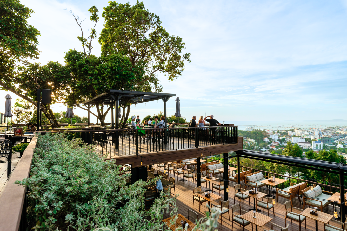 Chuồn Chuồn Bistro & Bar Phú Quốc