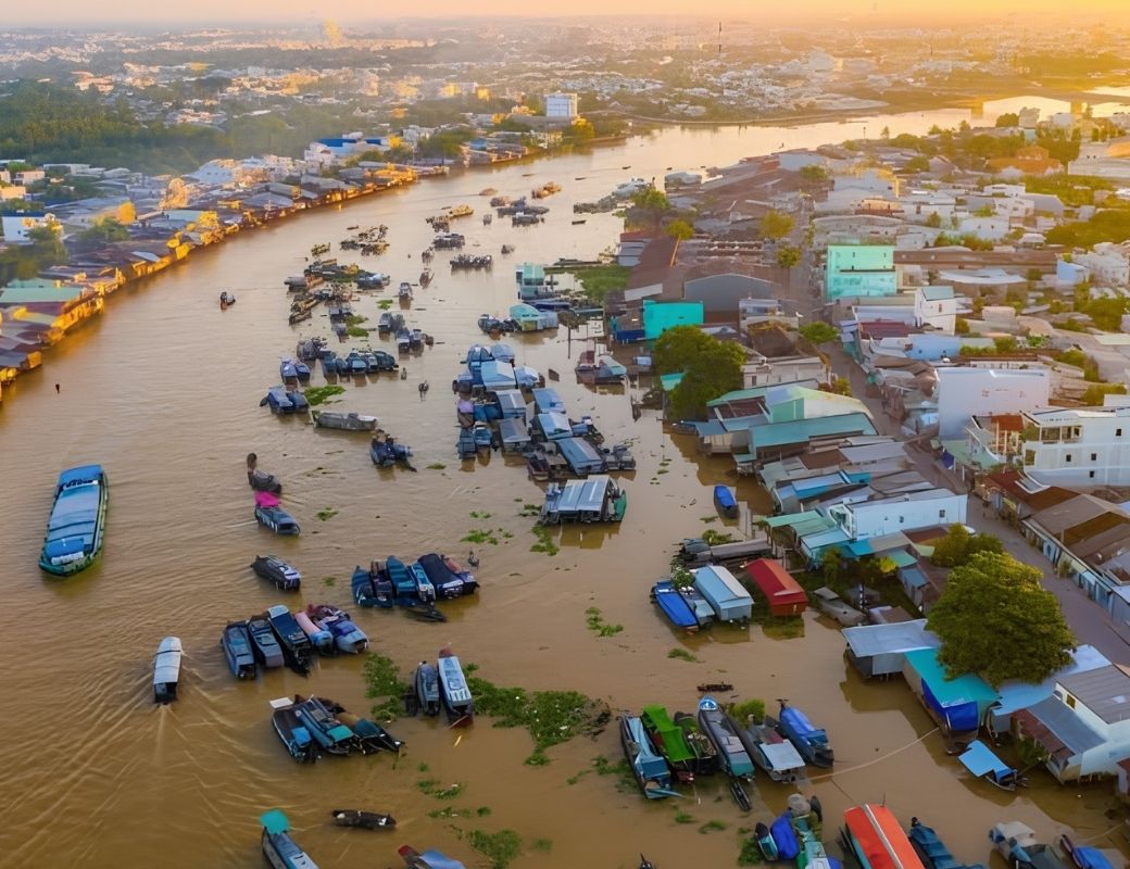 Ghe thuyền mua bán trên Chợ nổi Cái Răng