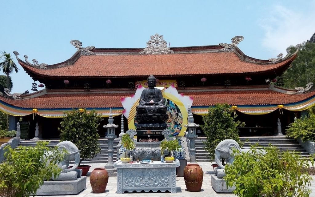 Chùa Hang Thái Nguyên 