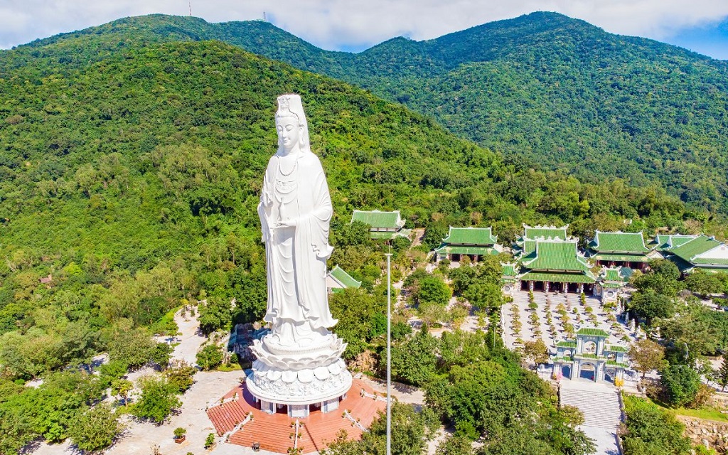Tượng Phật Bà Chùa Linh Ứng