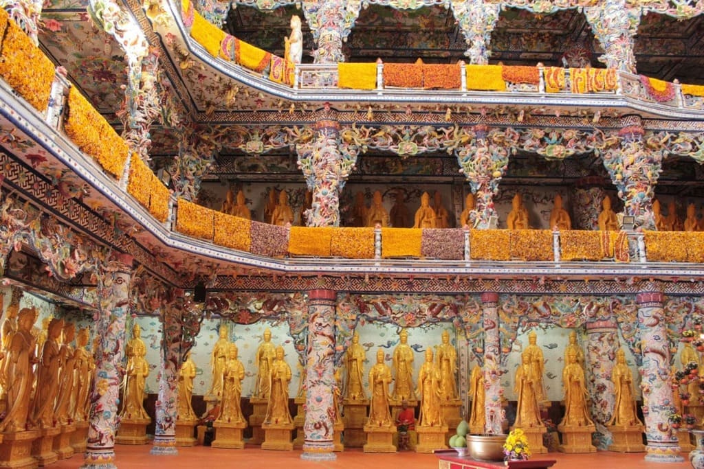 324 pho tượng Quán Thế Âm trong điện Quan Âm