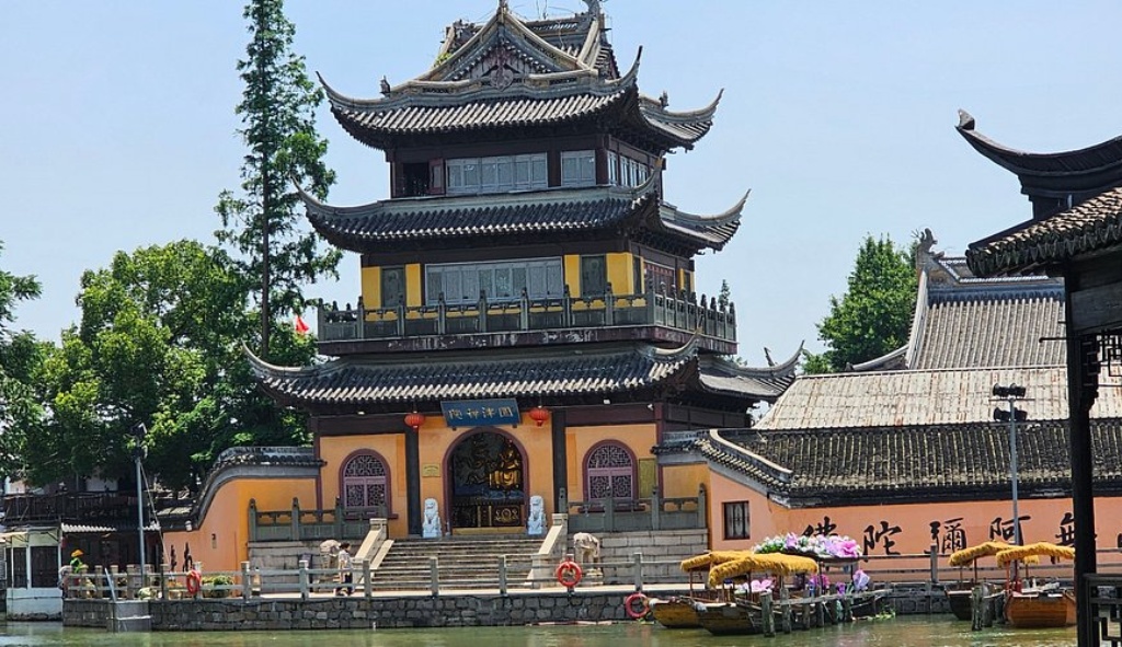 Điểm đến Chùa Viên Tân