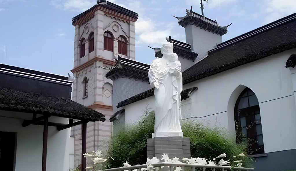 Địa điểm tham quan nhà thờ Thăng Thiên tại cổ trấn
