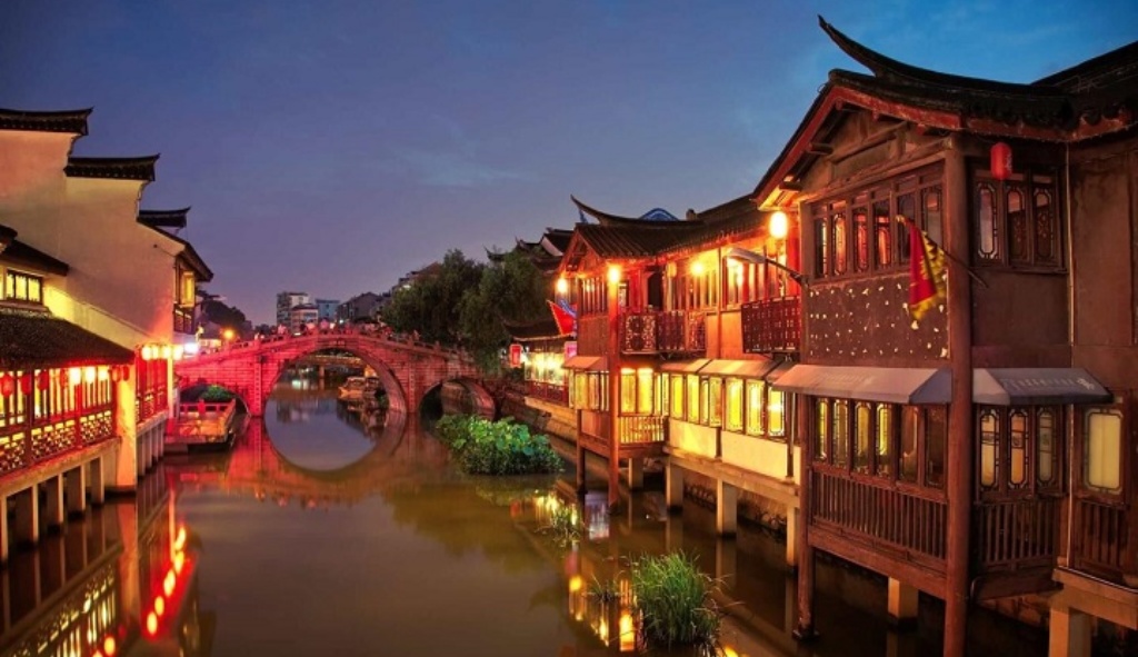 Cảnh đêm ở cổ trấn Chu Gia Giác