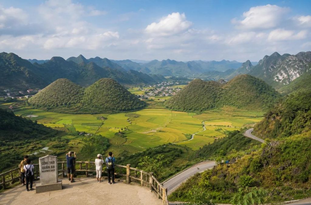Cổng trời Quản Bạ, Hà Giang.
