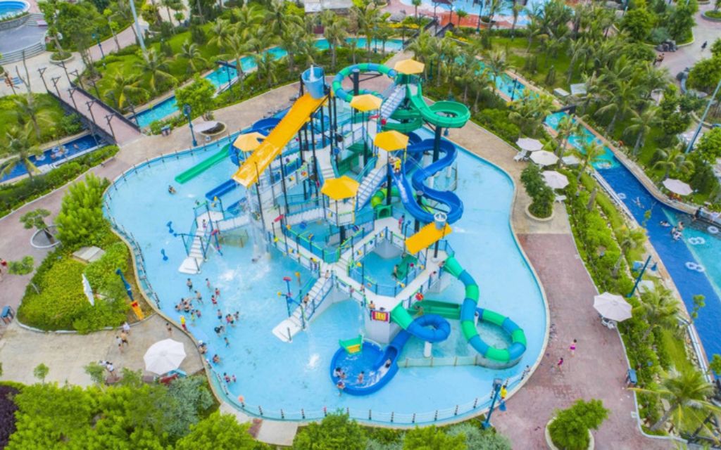 Công viên nước Hạ Long Typhoon Water Park