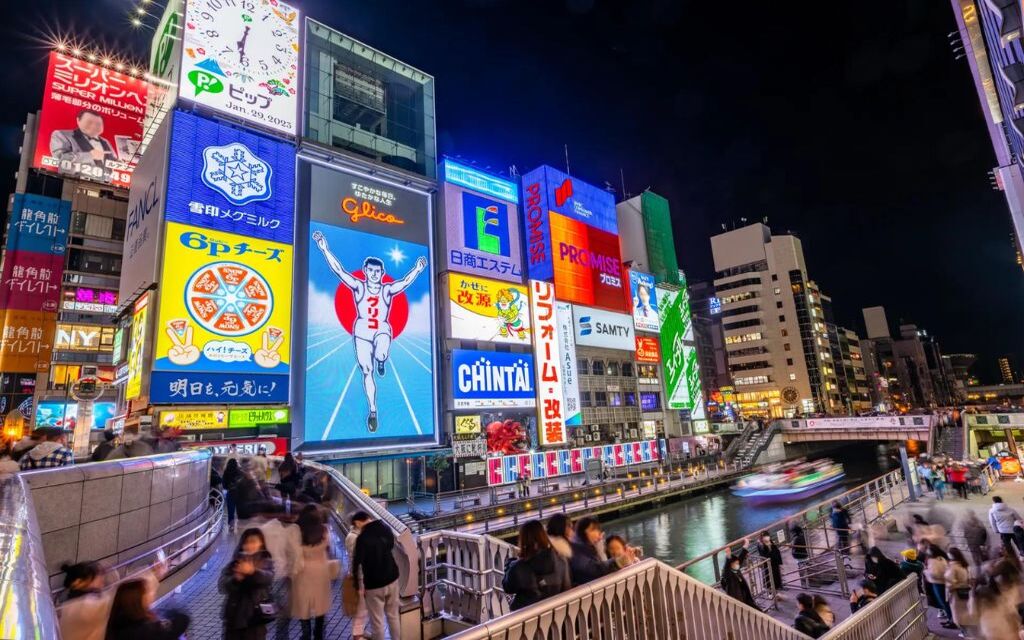 Phố Dotonbori với biển hiệu Glico 