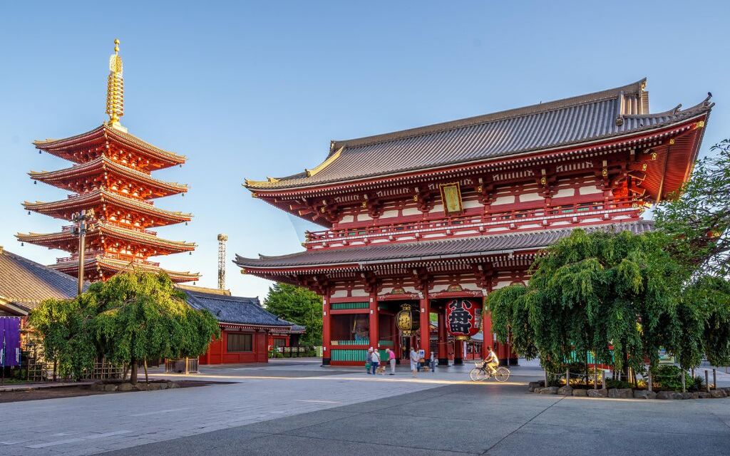 Cổng Kaminarimon và chùa Sensoji Tokyo