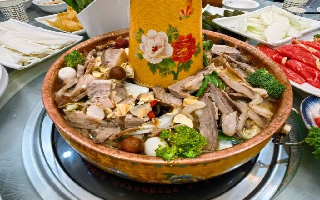 Lẩu bò Yak Tây Tạng