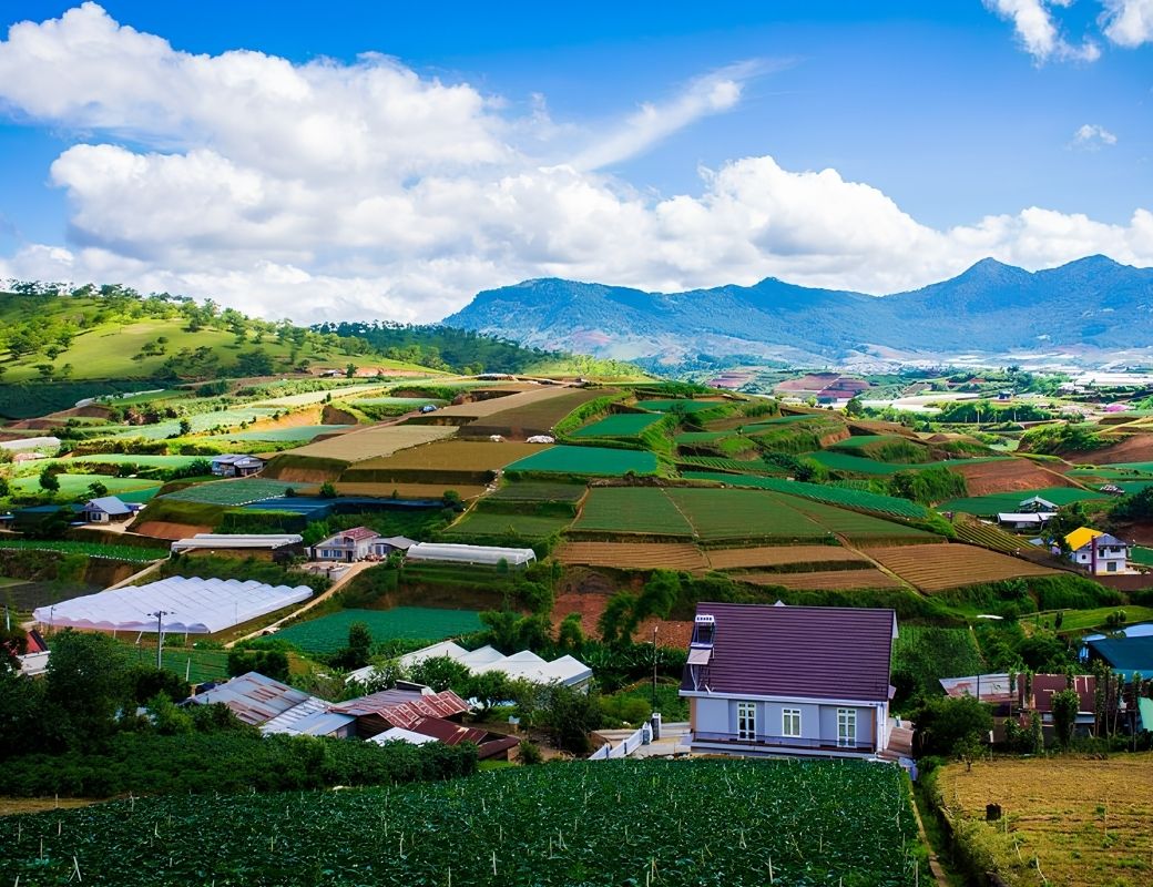 Du lịch Đà Lạt tháng 10 cần lưu ý thời tiết và đường đèo