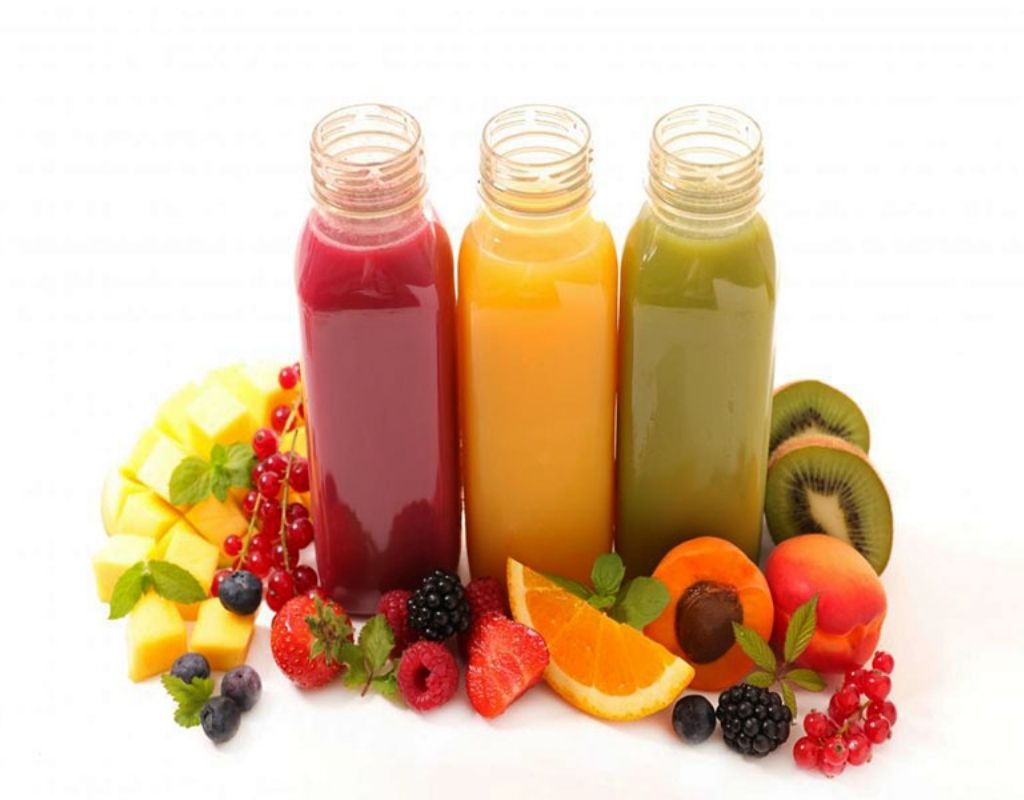 Nước cốt trái cây Đà Lạt từ dâu tằm, dâu tây, cam và kiwi