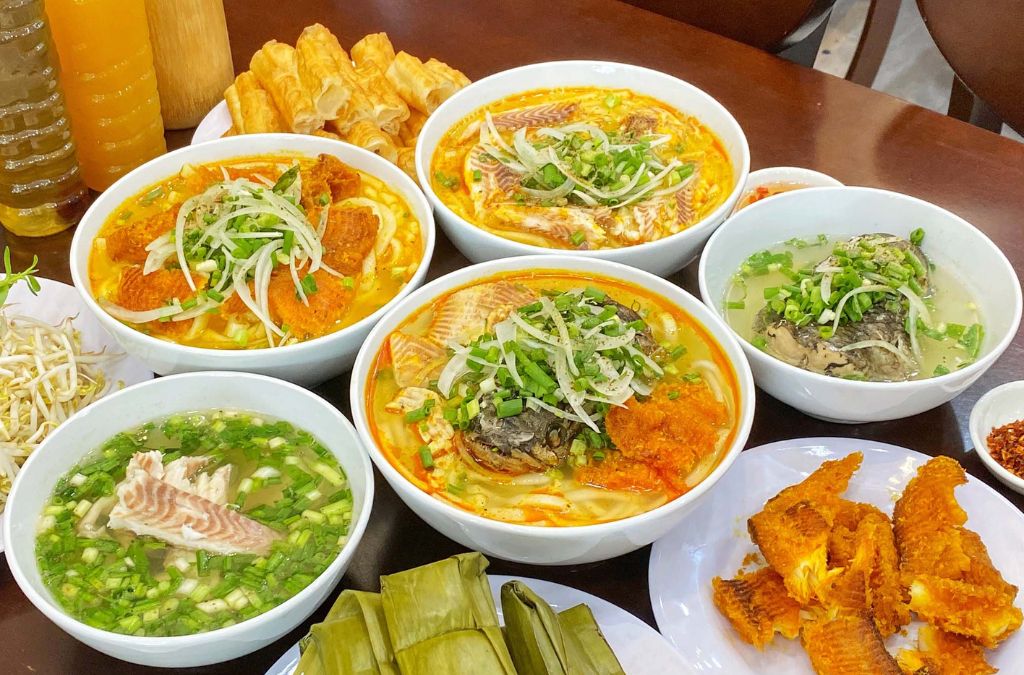 Tô hủ tiếu mì Đà Lạt đầy đặn 