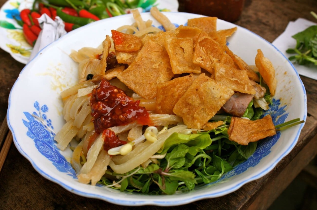 Cao Lầu là một món ăn rất được săn đón khi nhắc đến đặc sản Đà Nẵng
